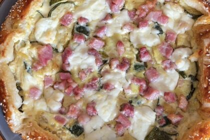 pizza sfoglia senza glutine con zucchine pancetta e stracchino